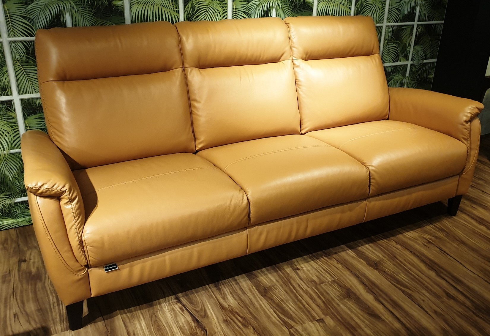 carlo perazzi leather sofa